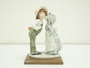 ジョゼッペ　アルマーニ　SHY KISS　フィギュリン